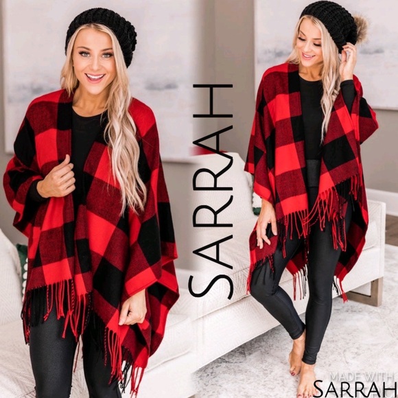 Sarrah Accessories - Last 1 New Cozy Soft Chic Plaid Fringe Poncho Ruana